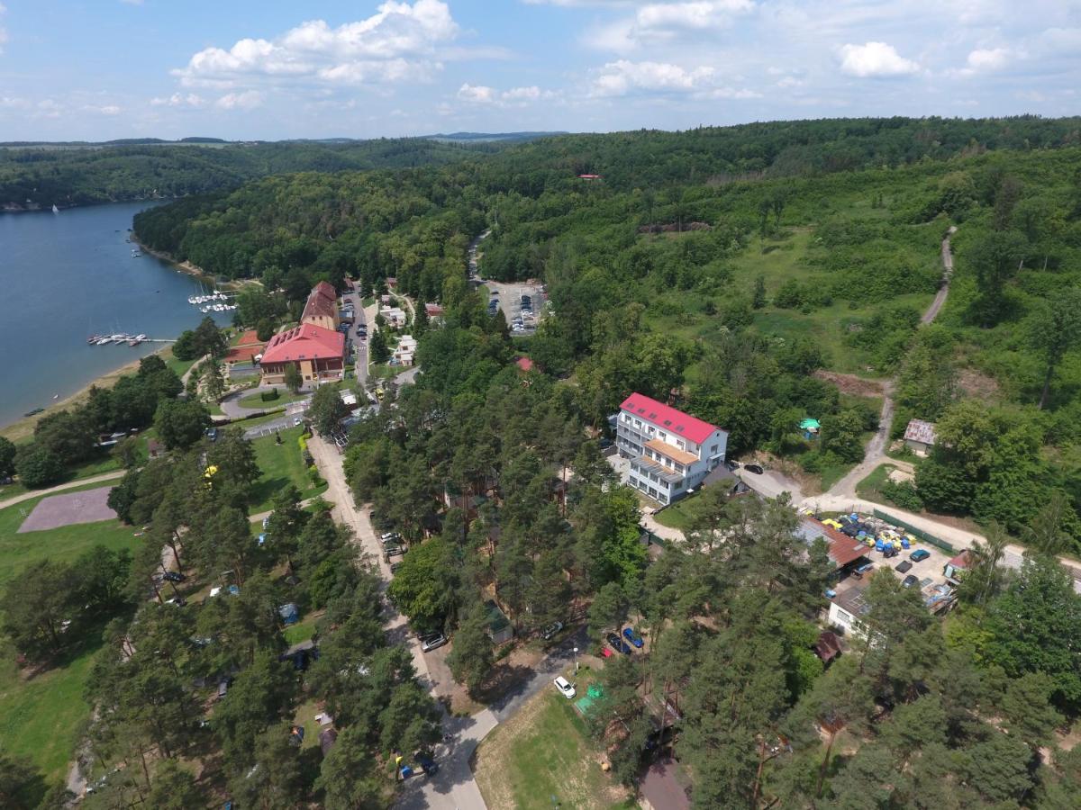Hotel U Plaze Vranov nad Dyjí Kültér fotó