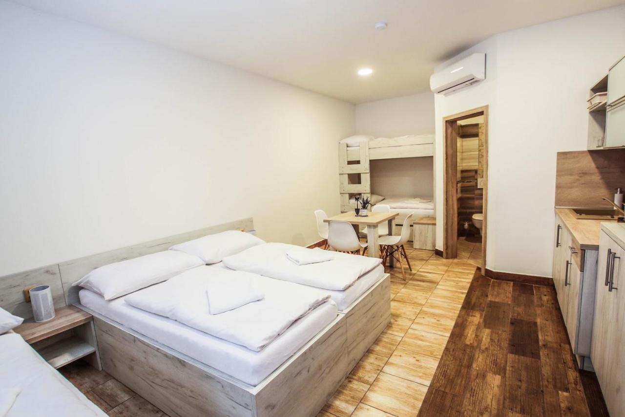 Hotel U Plaze Vranov nad Dyjí Kültér fotó