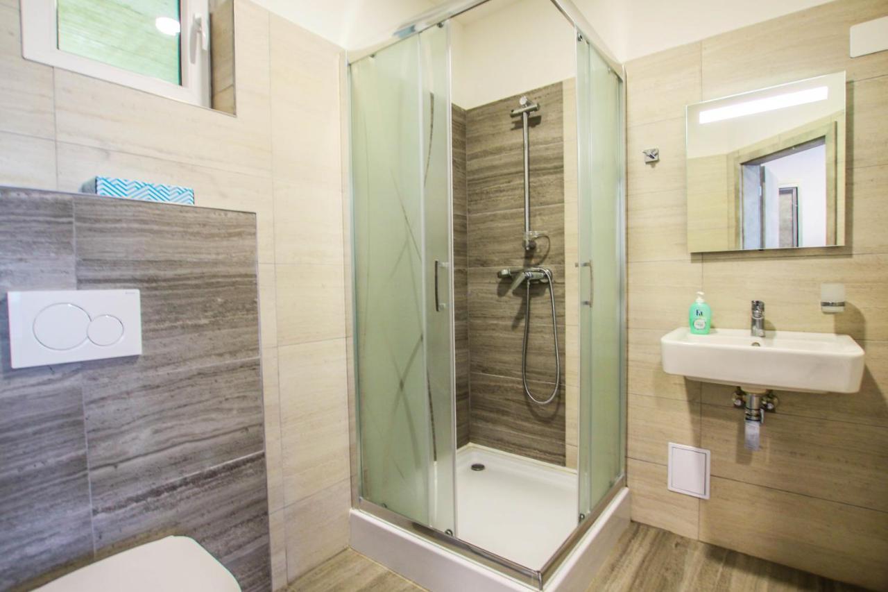 Hotel U Plaze Vranov nad Dyjí Kültér fotó